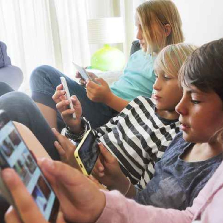 cover art for Gen Free : Free to be Kids’ demand Government legislation for the online world