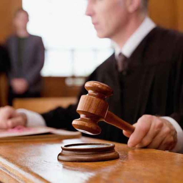 cover art for Supports available for disadvantaged areas to practise law