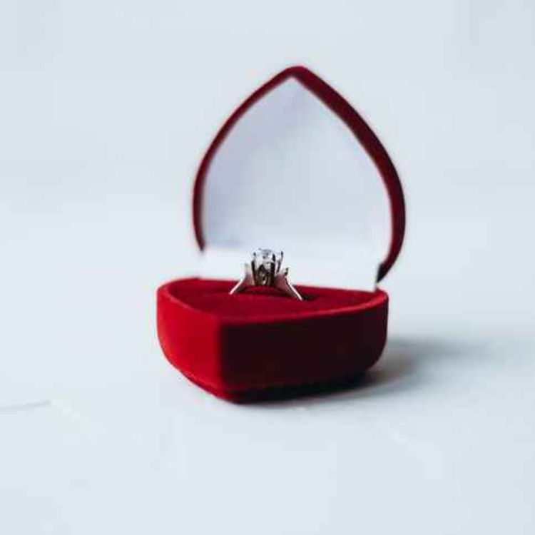 cover art for Limerick Jeweller says Valentine’s Day proposals Are on the decline