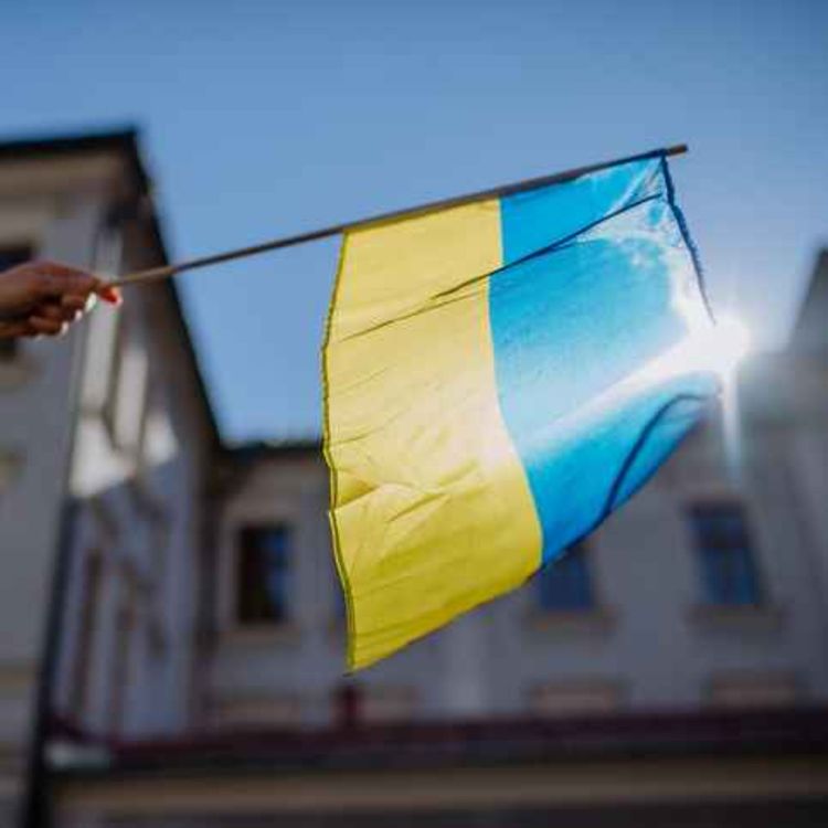 cover art for Trump's Ukraine deal - will Putin show up?