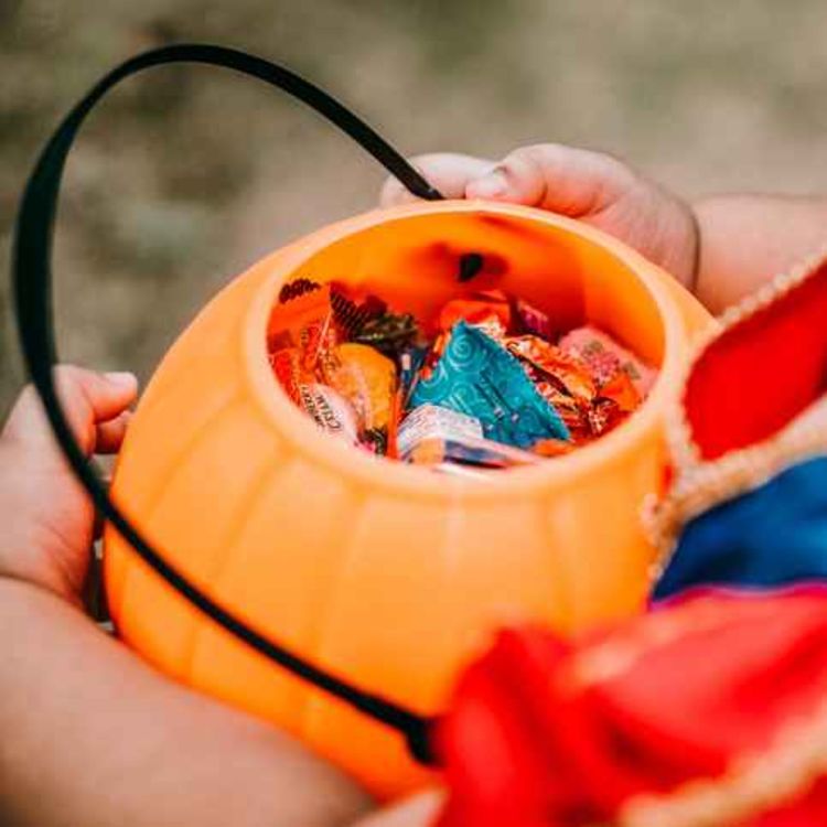 cover art for How to limit sugar overload this Halloween