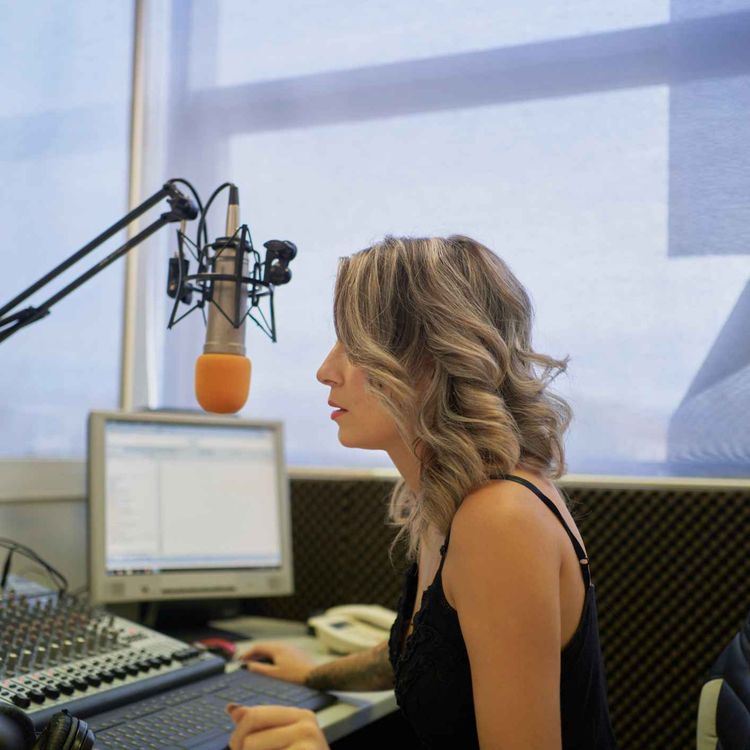 cover art for Challenges of War Journalism in the 21st Century 