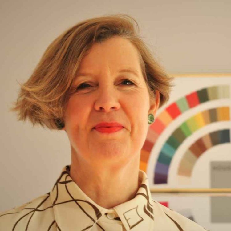 cover art for Could you commit to buying just 5 new items of clothes this year?