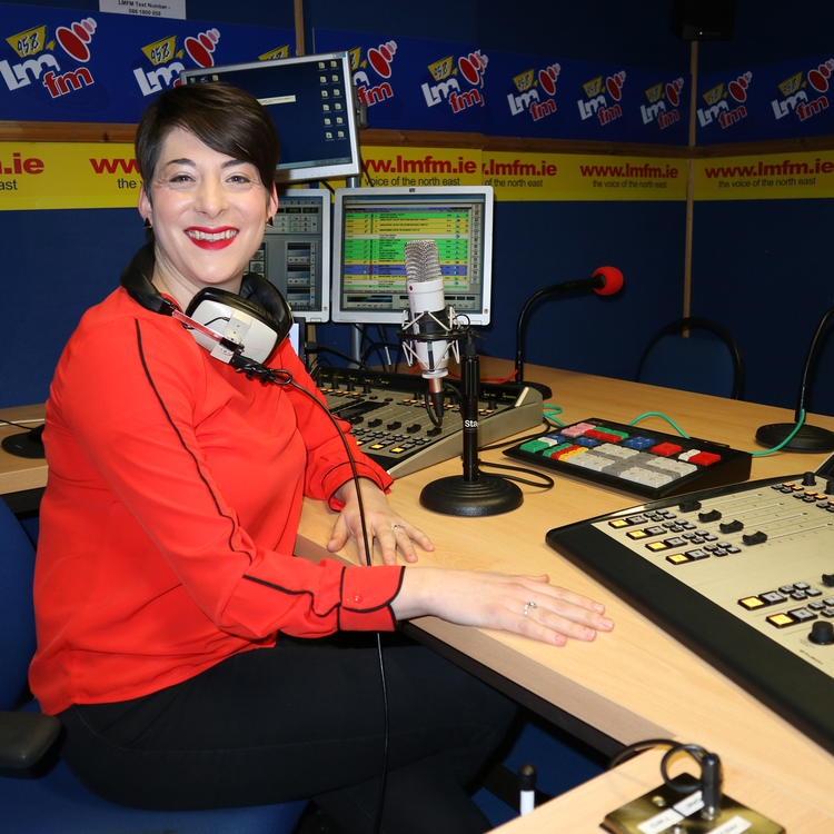 cover art for Sinead's squat challenge for women's aid