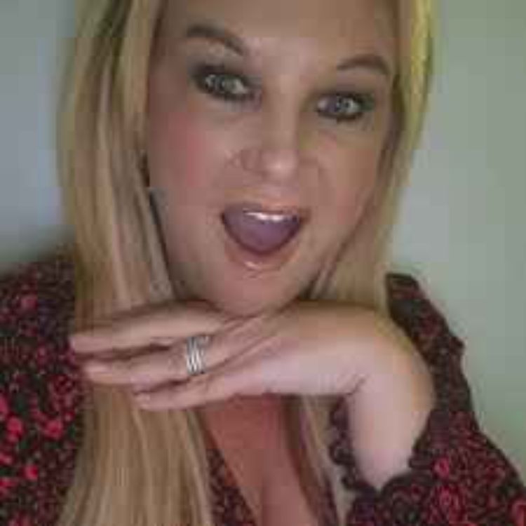 cover art for Nikki Hayes Back On The Air