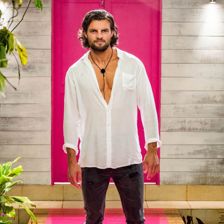 cover art for Interview with Love Island Australia's Eoghan Murphy