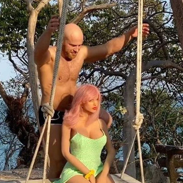 cover art for Bodybuilder Marries His Sex Doll And Plans To Marry More