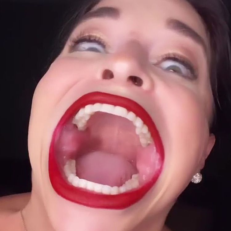 cover art for This Woman Has One Of The Largest Mouths In The World