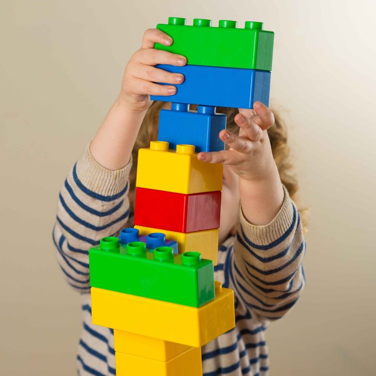 cover art for 4914: LISTEN¦ Should employers let staff bring their kids to work if they can't get childcare cover? Frank got the thoughts of Kim Kelly