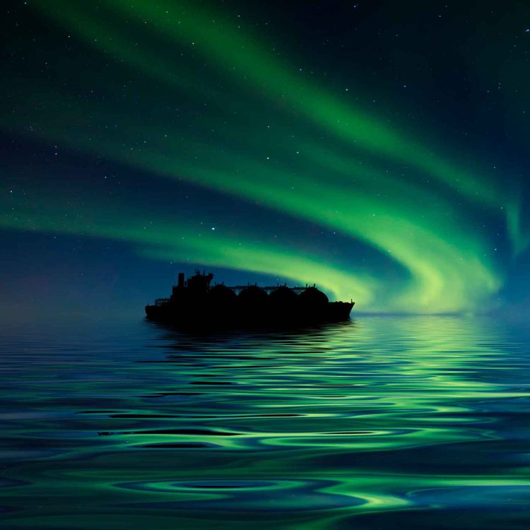 cover art for 4915: LISTEN¦ Over the weekend parts of Northern Ireland were treated to an incredible display of the Northern Lights. But what are they and when are you likely to see them? Frank spoke to Prof Jorick Vink from the Armagh Planetarium