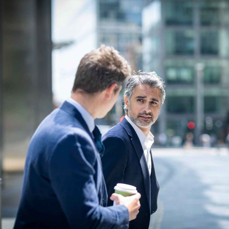 cover art for 4934: LISTEN¦ With the weather improving, would you fancy taking your office outdoors? How about a 'fake commute?' Frank talked to Dr Jonny Bloomfield about the benefits of the walking work meeting