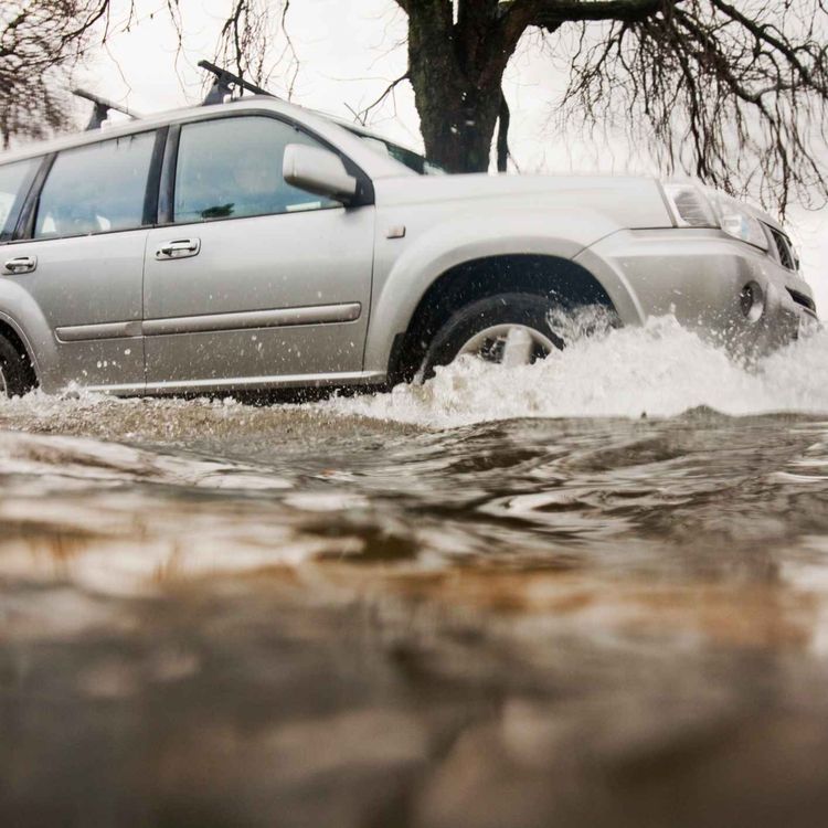 cover art for 4974: LISTEN¦ 'We've seen a very swift response from Westminster when this has happened across the water- why is it not the case in NI?' Alliance's Patrick Brown talked to Frank about the need for government support for areas affected by flooding