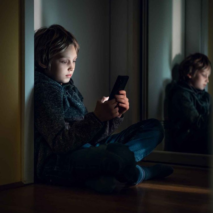 cover art for 5026: LISTEN¦ Predators are targeting children as young as three for online grooming, according to a new report. Cyber safety expert Wayne Denner talked to Frank about how to keep your kids safe on the internet