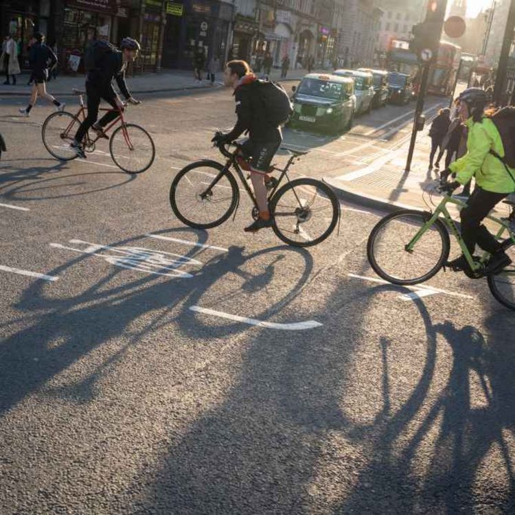 cover art for 5109: LISTEN¦ Should irresponsible cyclists get penalty points on their driving licence, for dangerous behaviour? Frank got the thoughts of Mick Fealty from Slugger O'Toole