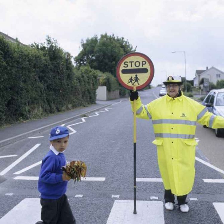 cover art for 5189: LISTEN¦ Would you miss lollipop people, if they disappeared? A 44-year-old man from near Manchester's in the headlines, after becoming a 5th generation lollipop man, but they're becoming harder to recruit. Do you have memories of them?