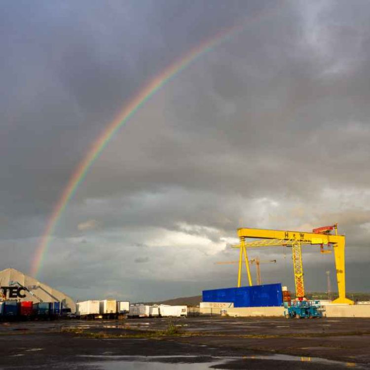 cover art for 5211: LISTEN¦ Relief for workers at Harland and Wolff as a deal with Spanish state-owned shipbuilders Navantia will secure over 1,000 jobs. Frank got the latest from Irish News business reporter Ryan McAleer