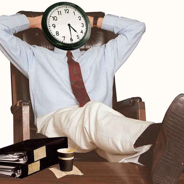 cover art for 5266: LISTEN¦ The time to act is now - Deirdre Maguire gave Peter some tips about overcoming inaction. Why do we struggle to take action and how to embrace change