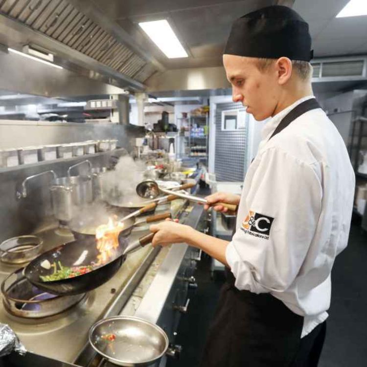 cover art for 5345: LISTEN¦ 'There are 113,000 jobs in the eating eco-system in NI - nearly a fifth of our private sector' - Michael Bell from NIFDA told John about the many and varied careers in food, in Northern Ireland
