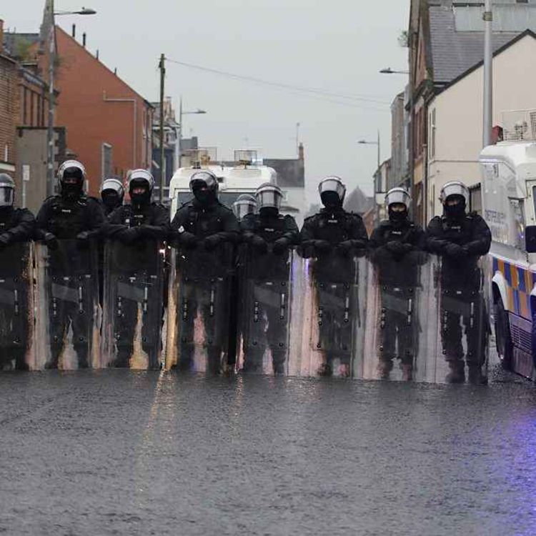 cover art for 5376: LISTEN¦ 'There's political forums for these discussions, that's where it should be - it should never descend into violence' - Jonathan Buckley warned those involved in disorder risk a criminal record. Frank also spoke to deputy mayor Jess Johnston