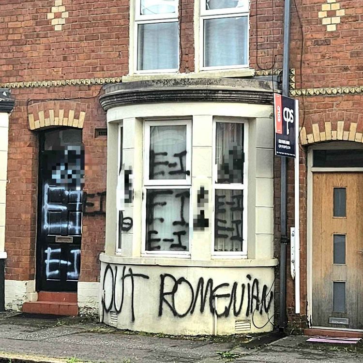 cover art for 5377: LISTEN¦ 'We've got your back, we're here to speak up for you' - Cllr Gary McKeown says it's important that politicians make it clear that migrants and people of other nationalities shouldn't live in fear