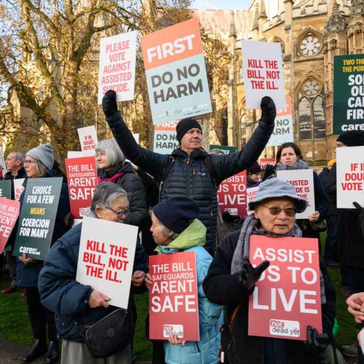 cover art for 5384: LISTEN¦ 'This bill will undermine and fundamentally shift the dial with regards to the value that people place on life - DUP MP Carla Lockhart told Frank why she's voting against the Assisted Dying Bill