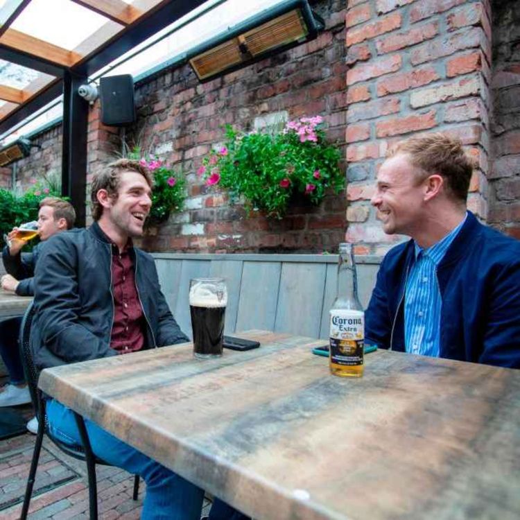 cover art for 5489: LISTEN¦ 'It can't stand - we'll lose pubs and other hospitality businesses - jobs will be lost, it'll be a blow to tourism and impact on things like loneliness' SDLP MLA Matthew O'Toole spoke to Frank about the hospitality rates revaluation