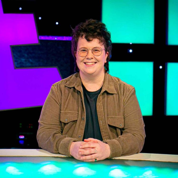 cover art for 5297: LISTEN¦ Family group chats, being a support human to your poodle and writing a semi-autobiographical sitom - Emer Maguire called in for a chat with John about her latest standup show 'Notions' and starring on panel show Hot Takes