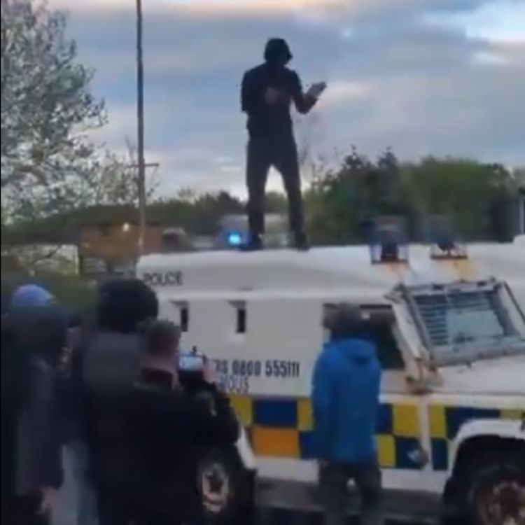 cover art for 5524: LISTEN¦ 'Police had a difficult job, but they should have shut it down much sooner, they should have been more prepared' Independent councillor Paul Doherty spoke to Frank after scramblers and cars were recklessly driven in West Belfast