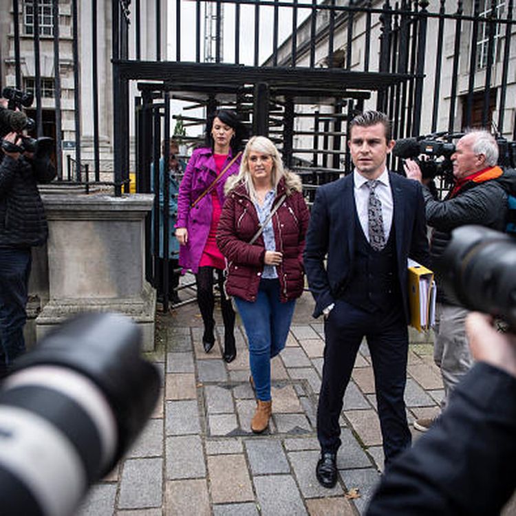 cover art for 4553: LISTEN¦ What will be the consequences of Sarah Ewart's successful challenge to NI's abortion law? Frank speaks to @GTeggart from @AmnestyNI