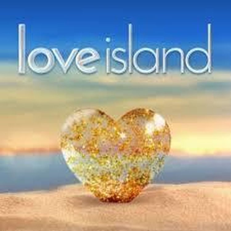 cover art for 4458: LISTEN¦ Love Island has reached its conclusion, pulling in massive viewing figures and setting the tone for office conversation up and down the land. But what is its appeal? Frank gets the thoughts of journalist @AmandaFBelfast