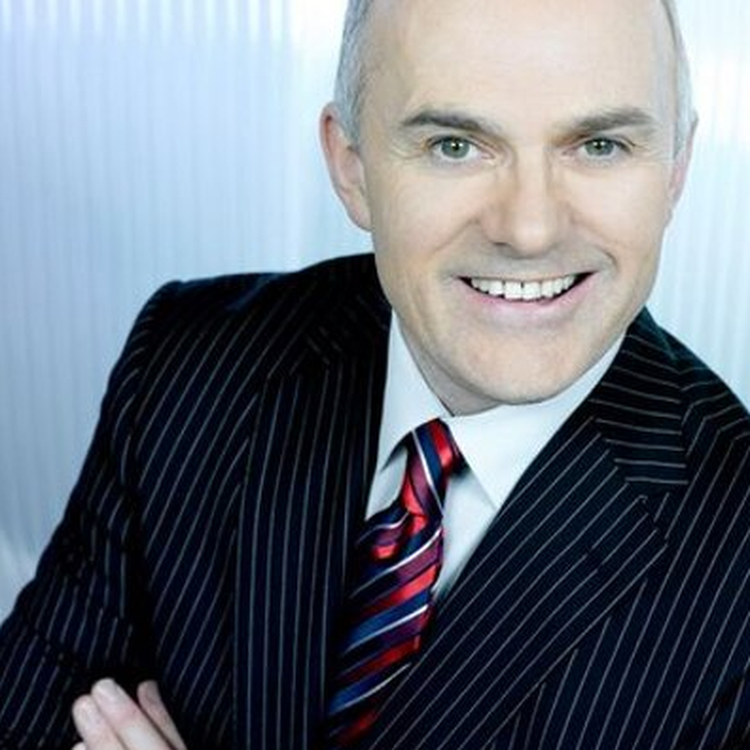 cover art for 4146: LISTEN ¦ What's the most ordinary thing you've NEVER done? Frank chats to some of the listeners...