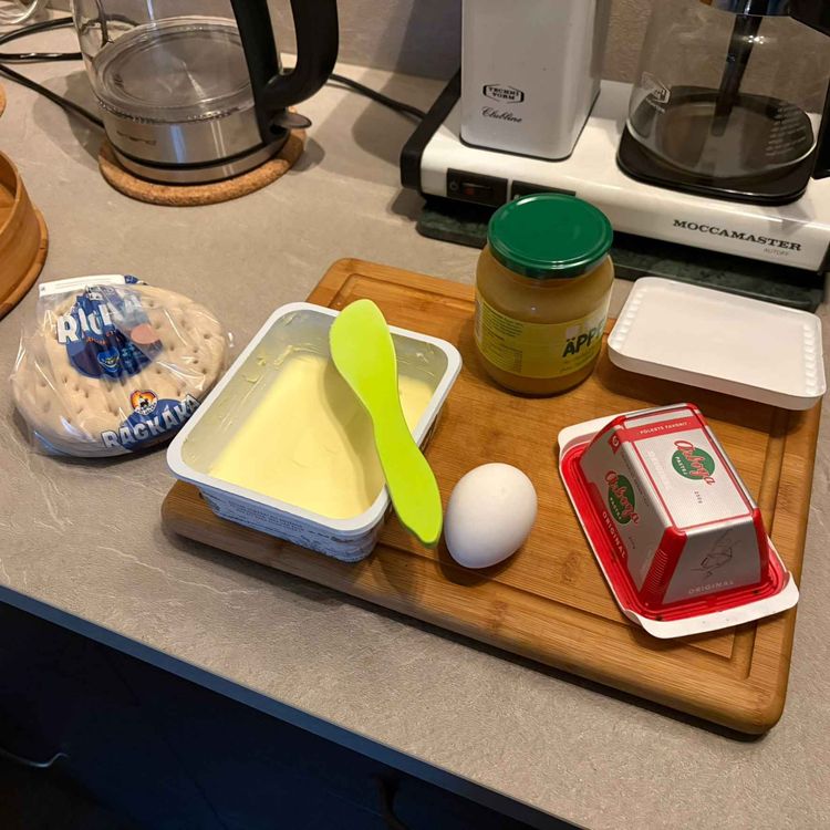 cover art for 88. Bänkfrukost?