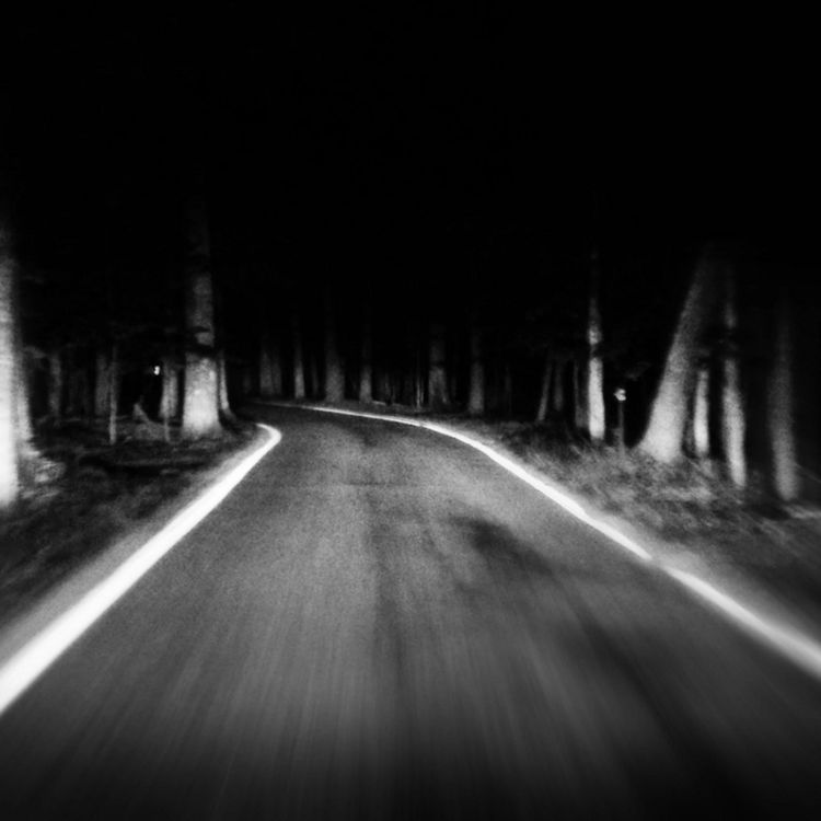 cover art for NOCHE DE CREEPYPASTAS | VOCES DEL ABISMO