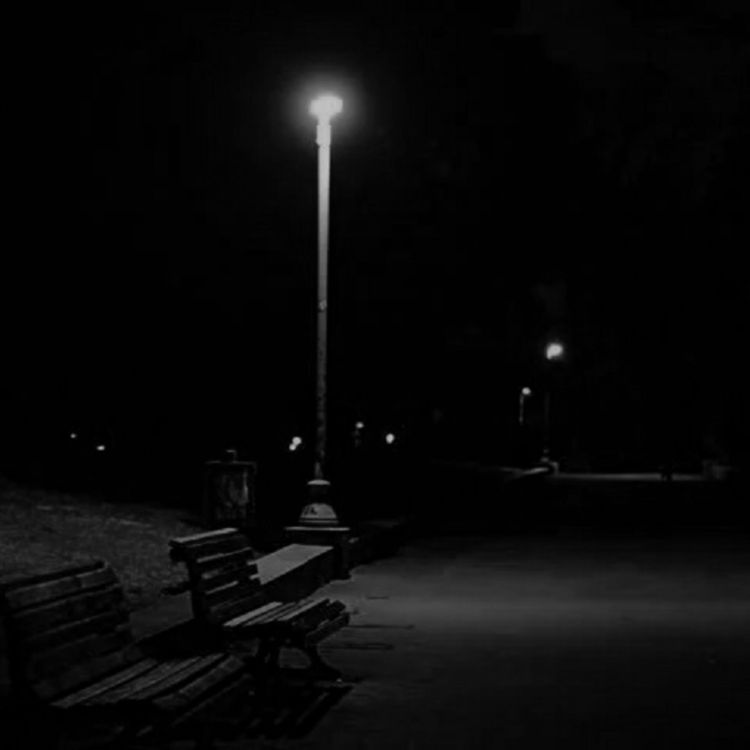 cover art for RUIDOS DE MEDIANOCHE | Relatos Aterradores de Suscriptores