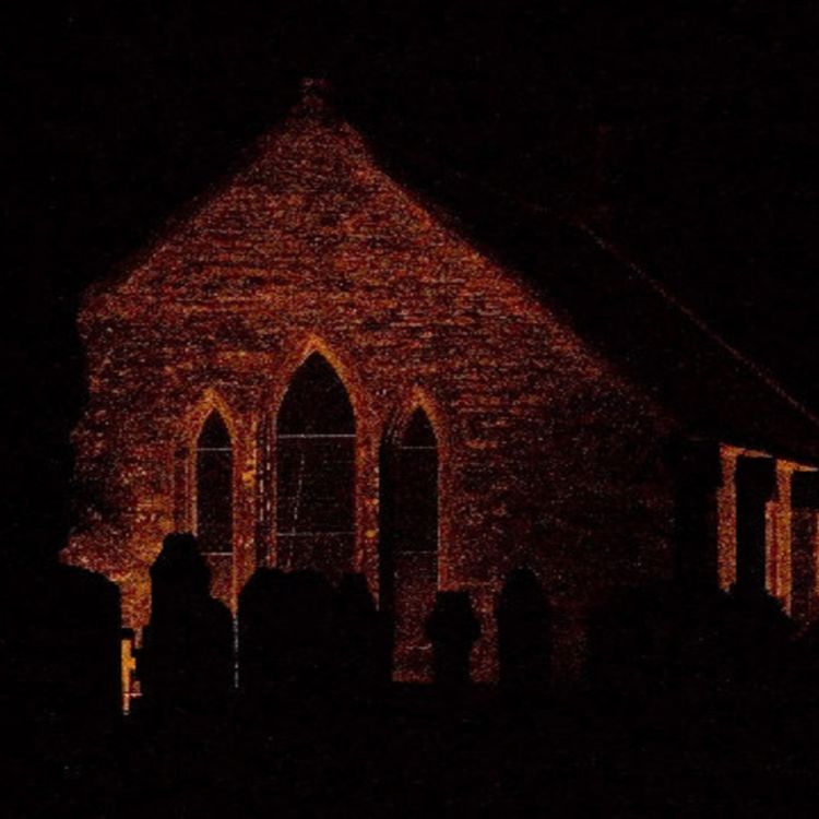 cover art for Nunca aceptes un trabajo de ama de llaves en una iglesia rural