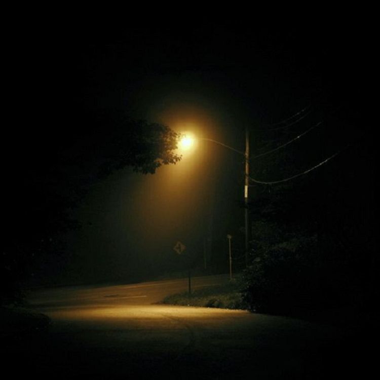 cover art for El Nahual que ronda el pueblo (y más relatos aterradores)