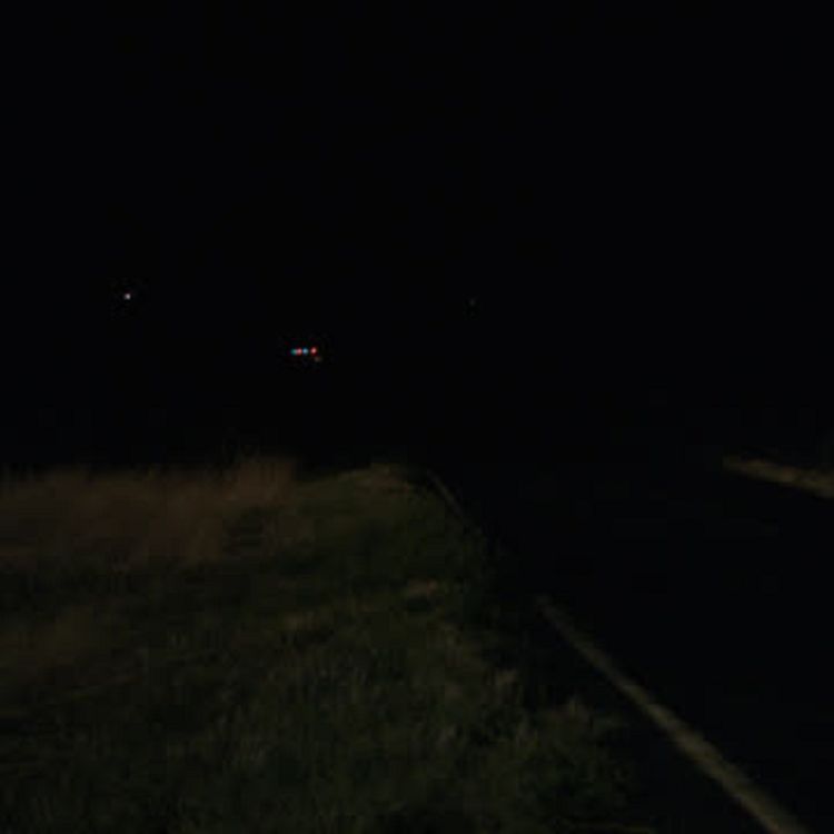 cover art for El descarnado de la vereda -  Dos relatos que te helarán la sangre