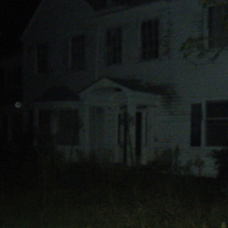 cover art for Noche de creepypastas vol. 2 (reglas extrañas)