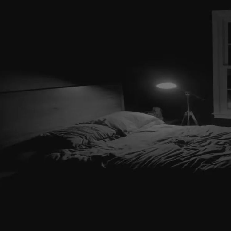 cover art for NO TE LEVANTES! (Historias aterradoras de suscriptores)