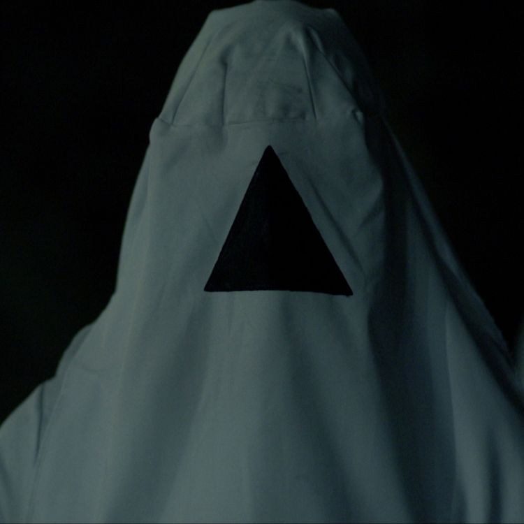 cover art for Me uní a un culto que sigue reglas extrañas y ahora NO PUEDO ESCAPAR