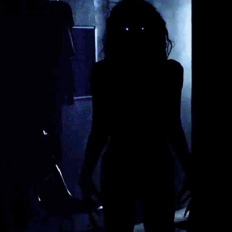 cover art for NO ABRAS si llaman a tu puerta en la madrugada (Noche de historias de terror)