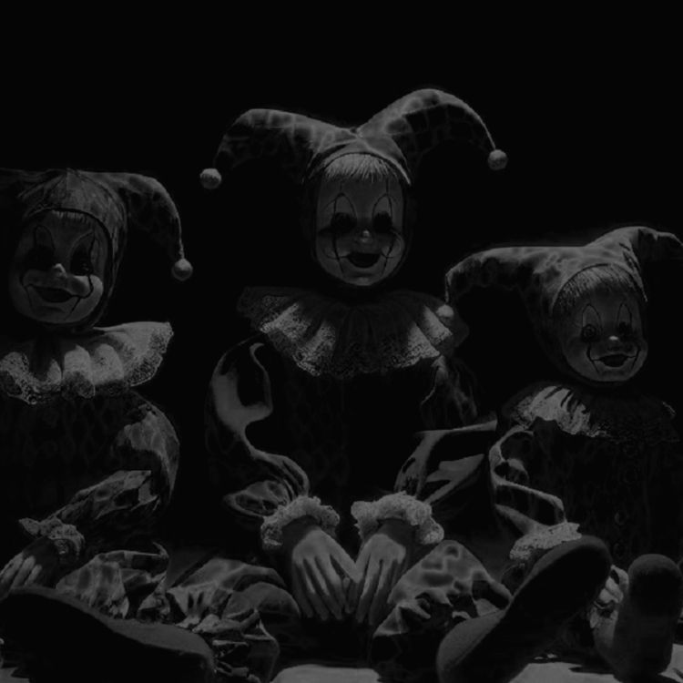 cover art for Reglas extrañas para cuidar una casa con muñecos (2 relatos que te helarán la sangre)