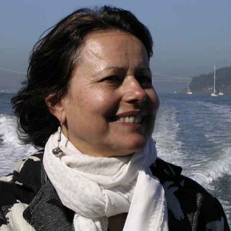 cover art for #27 - Cultiver un Esprit Pionner avec Michèle DECOUST - Cinéaste documentaires, écrivain, journaliste, conférencière