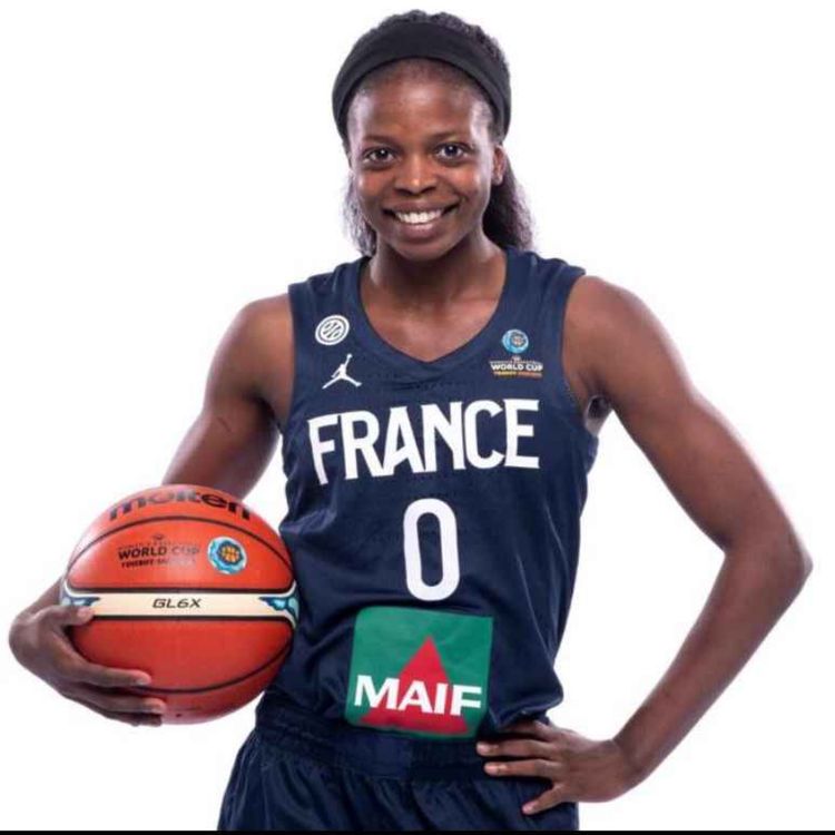 cover art for #91 - Puiser sa détermination dans sa différence avec Olivia EPOUPA- Meneuse de l'équipe de France de Basket