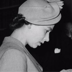 cover art for Élisabeth II, 70 ans de règne