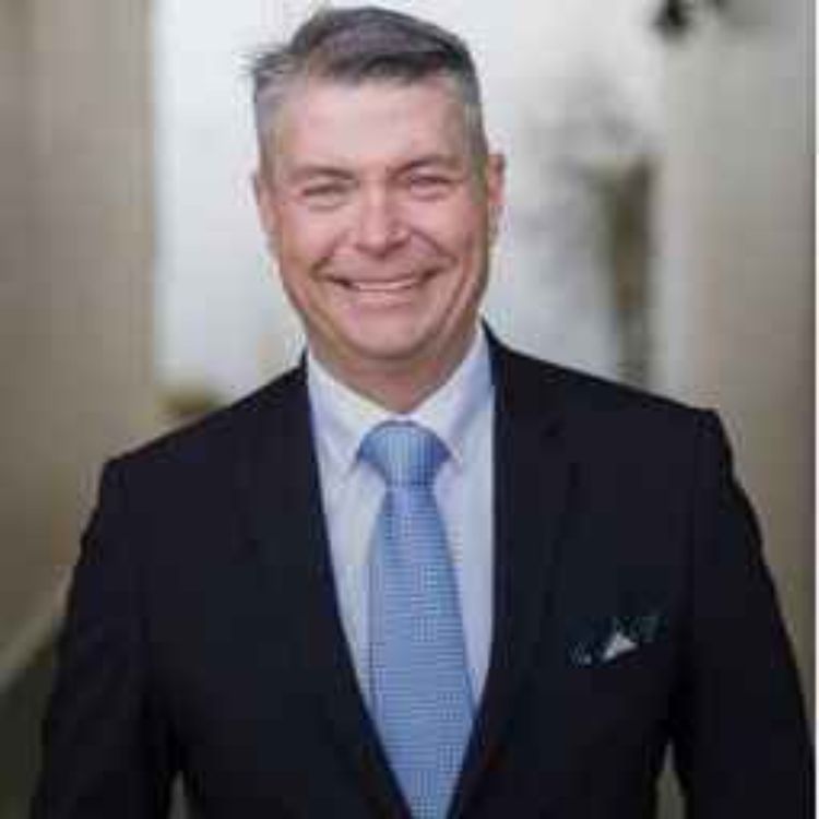 cover art for 15. Att mäkla i olika marknader