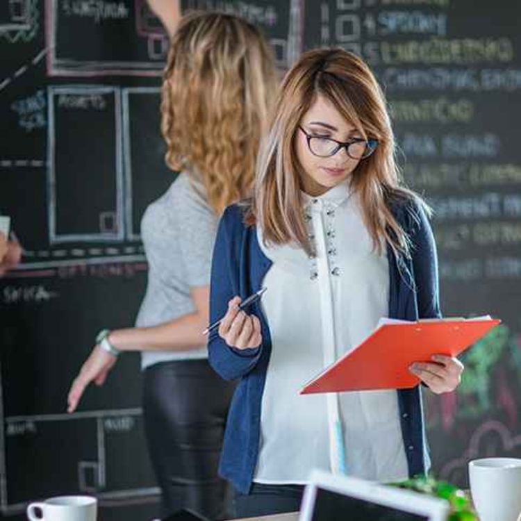 cover art for What is ad hoc report in SQL?