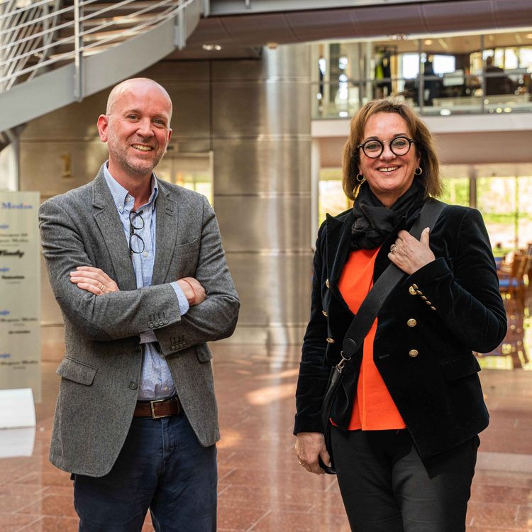 cover art for Galleri Brandstrup om å representere noen av Norges største kunstnere