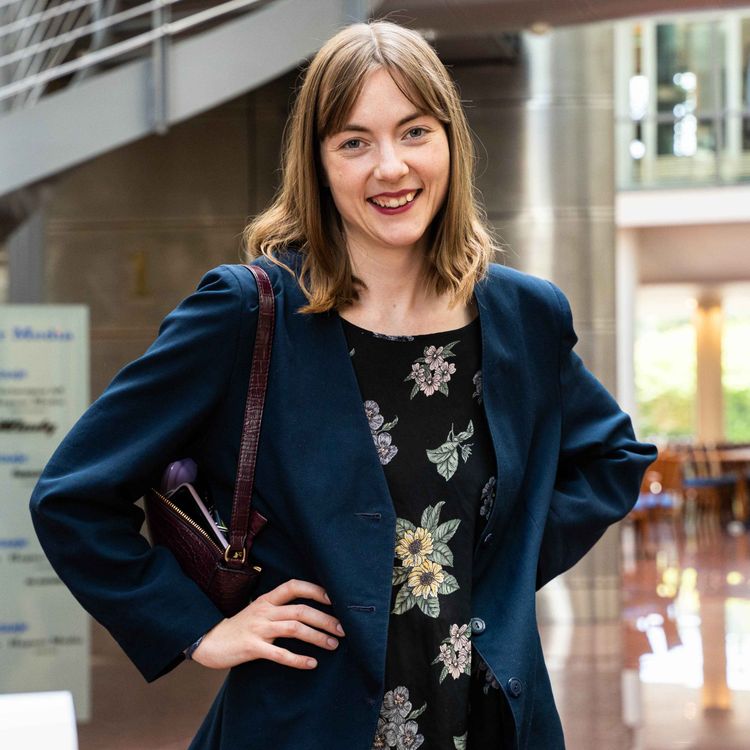 cover art for Lena Trydal (28) om å stille ut på Nasjonalmuseet