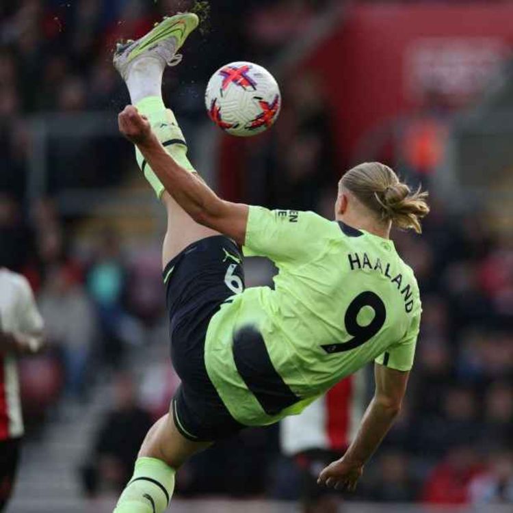 cover art for What Makes Erling Haaland a Footballing Phenomenon? 😱